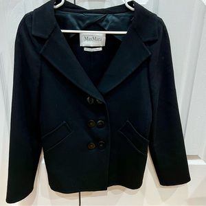 EUC MAX MARA BLACK WOOL BLAZER IN SIZE 6